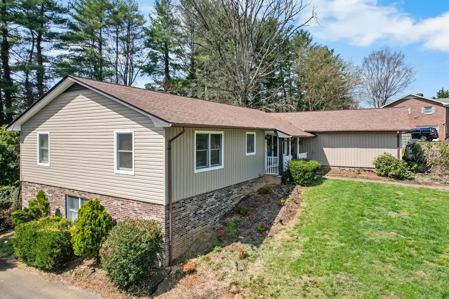 823 Birdie Dr, Abingdon, VA 24211 - #3