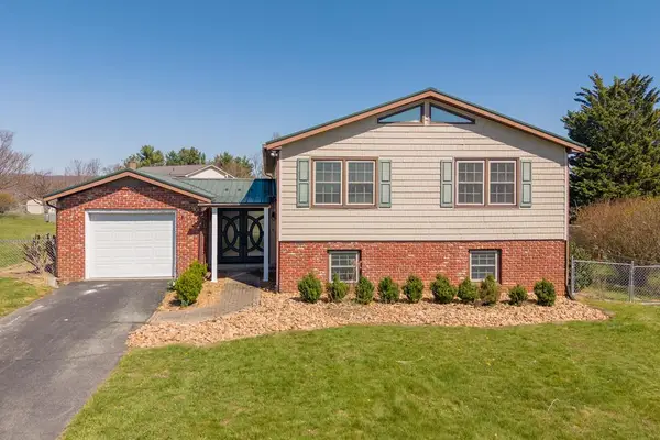 1260 Crestview Drive, Wytheville, VA 24382