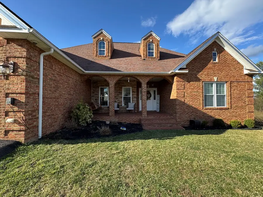 200 Sunrise Drive, Richlands, VA 24641 - #2