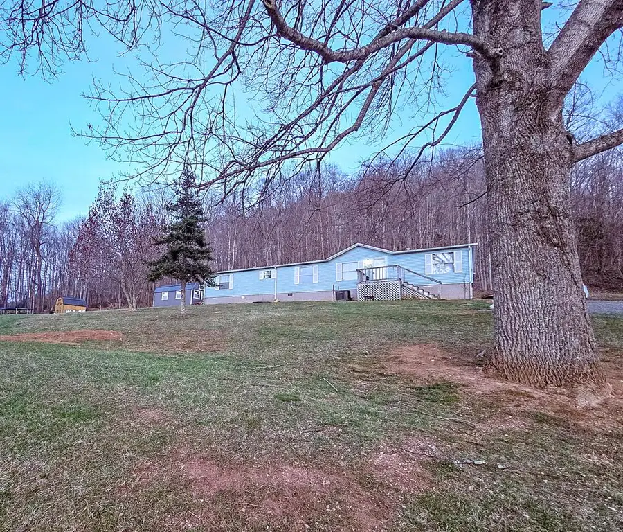 183 Rigby Street, Marion, VA 24354 - #2