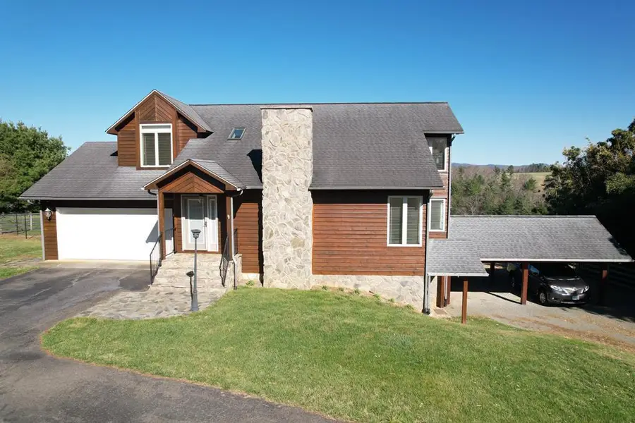 1279 Fishers Gap Rd, Galax, VA 24333 - #2