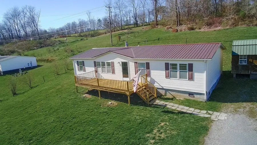 8212 Lee Hwy, Rural Retreat, VA 24368 - #2