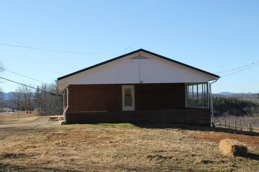 1296 New River Parkway, Independence, VA 24348 - #2