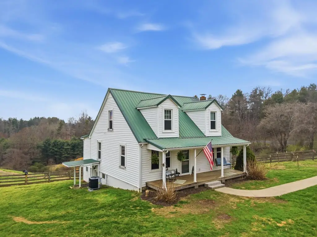2296 Little Vine Rd, Hillsville, VA 24343 - #1