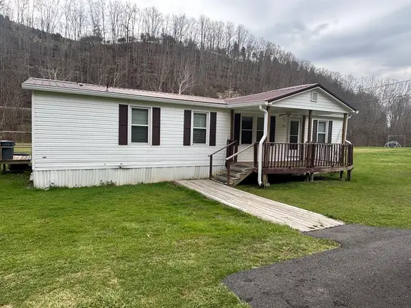 1712 BANDY ROAD, Cedar Bluff, VA 24609