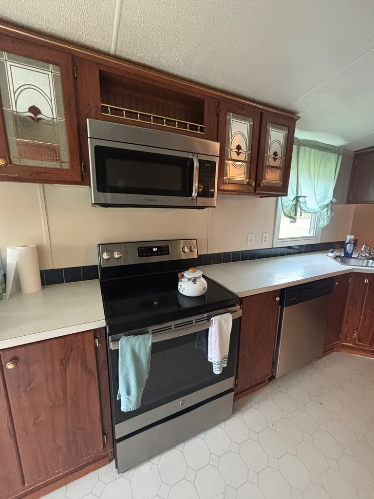 1712 BANDY ROAD, Cedar Bluff, VA 24609 - #3