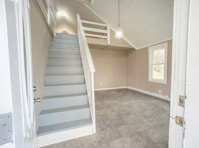 1927 1927 East Fincastle Turnpike, Tazewell, VA 24651 - #2