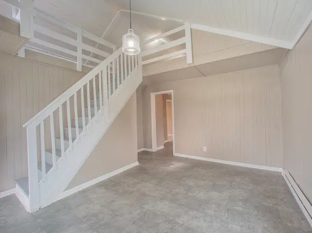 1927 1927 East Fincastle Turnpike, Tazewell, VA 24651 - #3