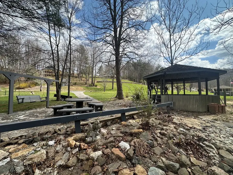 584 Cold Springs Ln, Galax, VA 24333 - #2