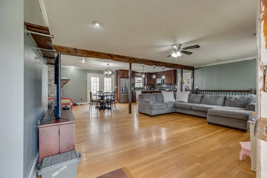 384 Scenic Dr., Lebanon, VA 24266 - #3