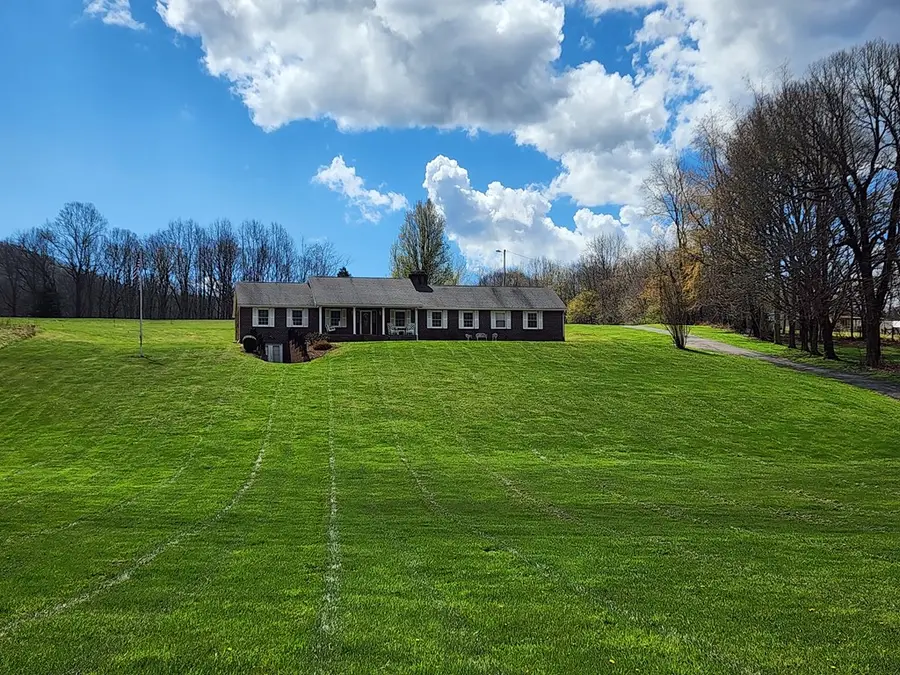 928 Pierce Rd, Marion, VA 24354 - #3