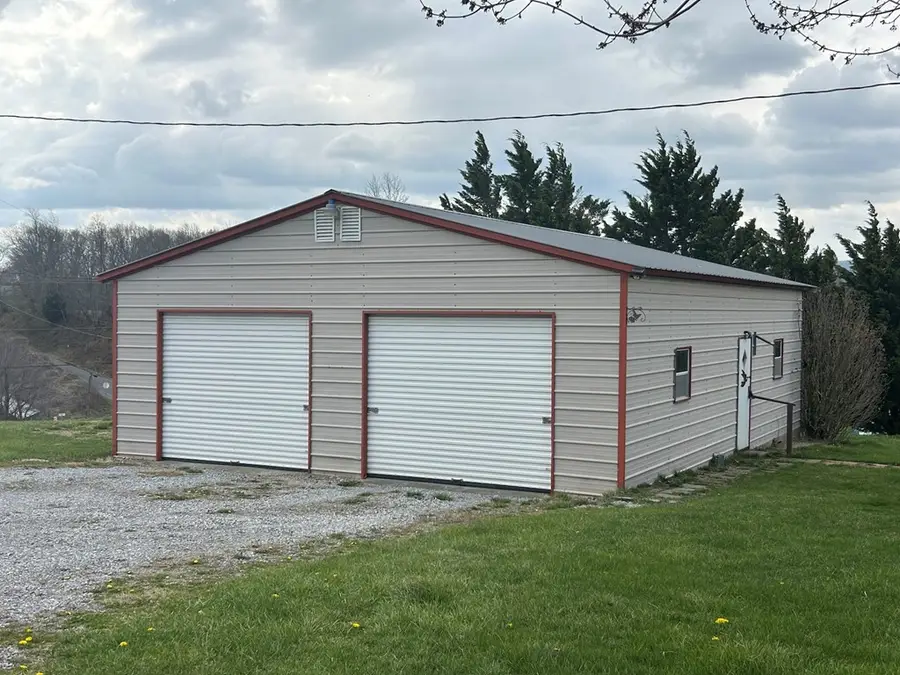 153 Pine Glade Rd, Rural Retreat, VA 24368 - #2