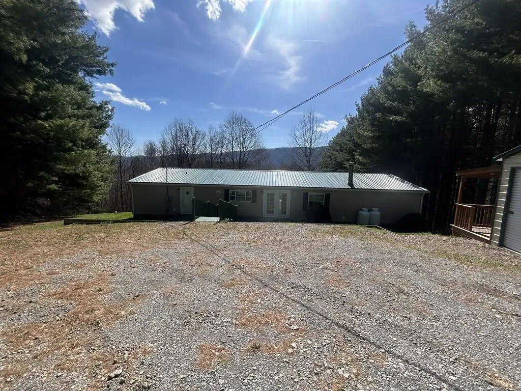 102 Beverly Hills Drive, North Tazewell, VA 24630 - #1