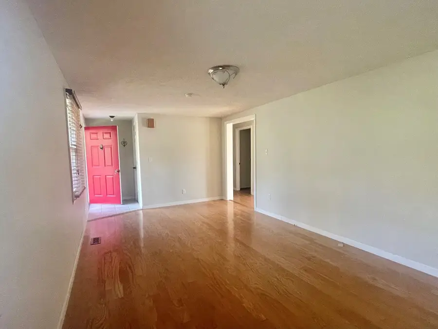 143 Elm St, Pounding Mill, VA 24637 - #3