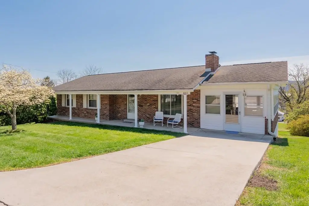 465 Pine St., Wytheville, VA 24382 - #1