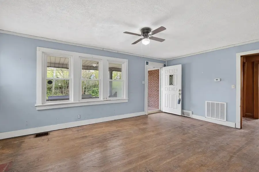 22 Old Quarry Rd, Saltville, VA 24370 - #2