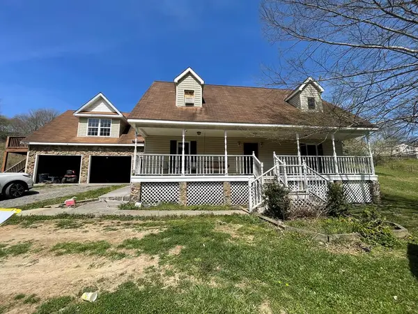 2257 Upper Copper Creek Rd, Castlewood, VA 24224