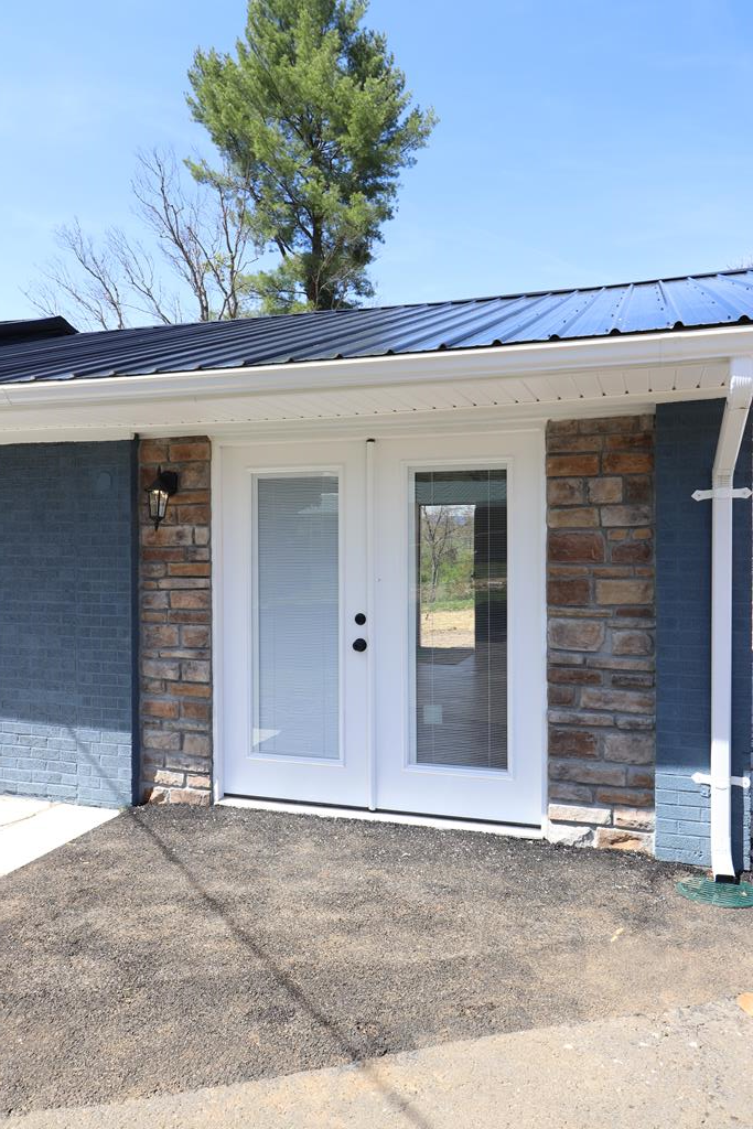 8 Ridge Street, Castlewood, VA 24224 - #2