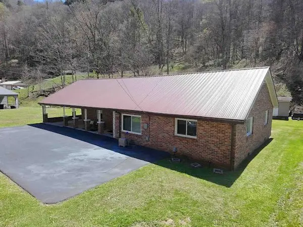 11432 Slate Creek Road, Grundy, VA 24614