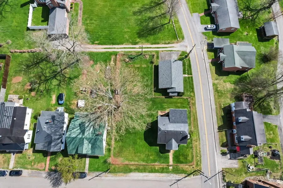 10 Duff Street, Lebanon, VA 24266 - #3