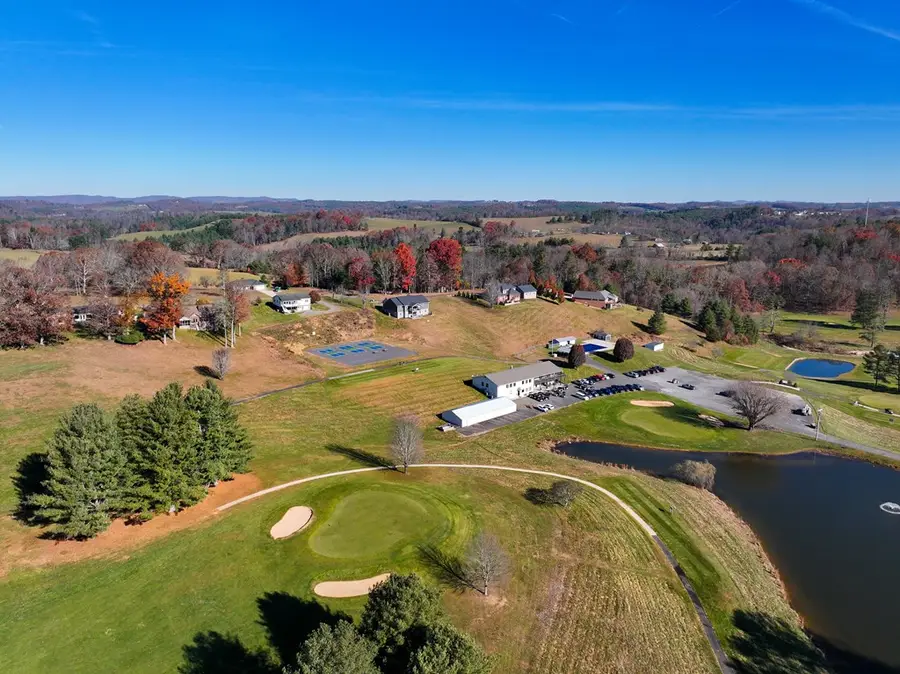 24 Fairway Village, Galax, VA 24333 - #2
