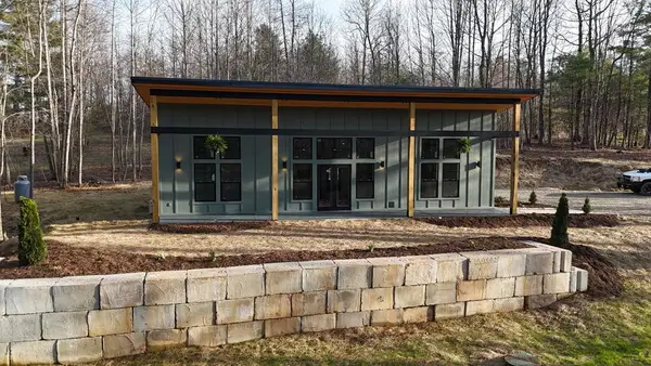 3270 Fries Rd, Galax, VA 24333