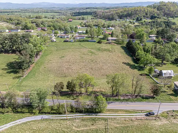 000 Lee Hwy, Meadowview, VA 24361