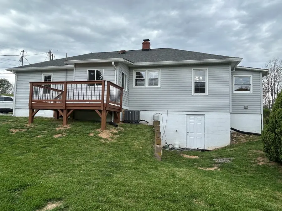 1481 Dry Rd, Speedwell, VA 24374 - #3