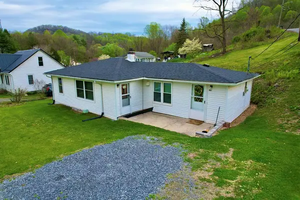 196 196 Severt St, Marion, VA 24354