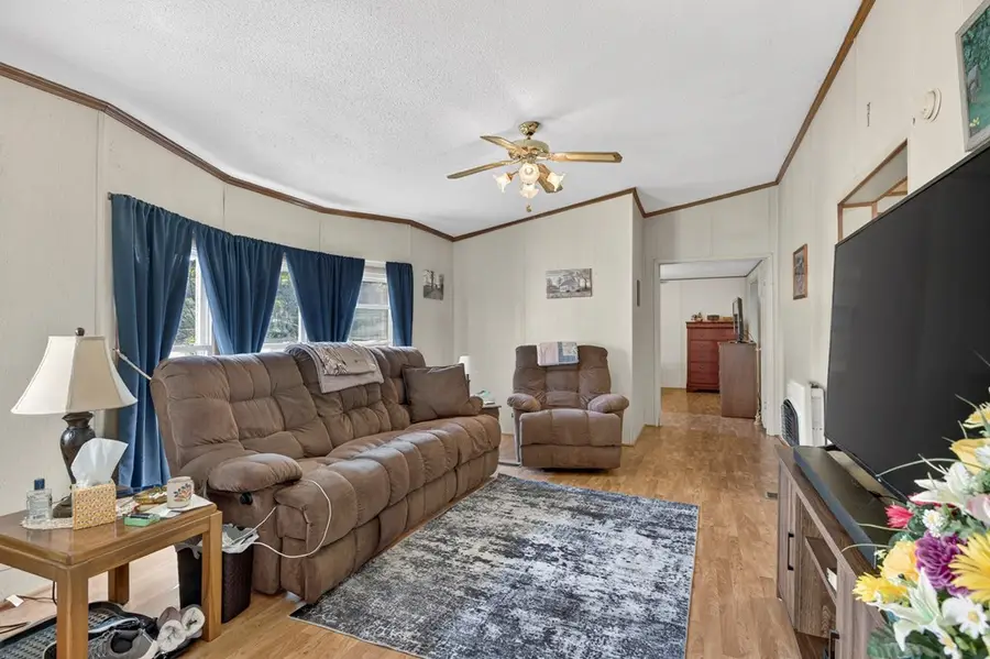 2122 Wren Ln, Marion, VA 24354 - #2