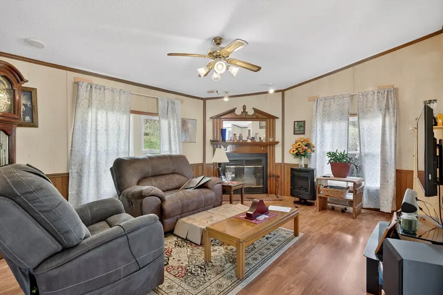 2122 Wren Ln, Marion, VA 24354 - #3