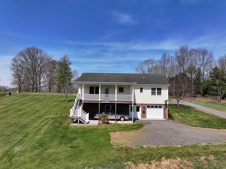 1937 Commonwealth Road, Galax, VA 24333 - #2