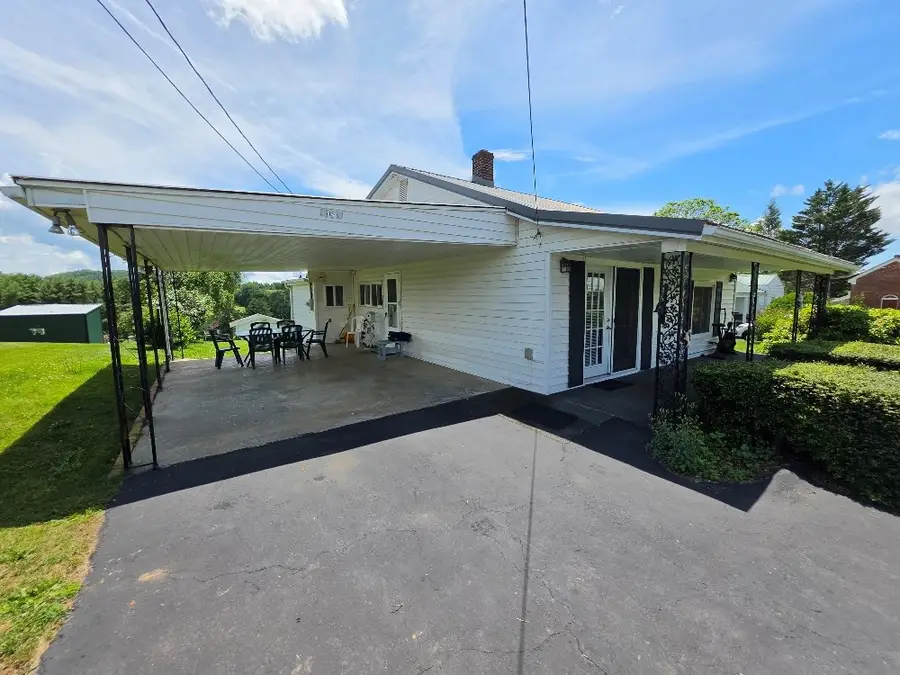 1175 Greenville RD, Galax, VA 24333 - #3