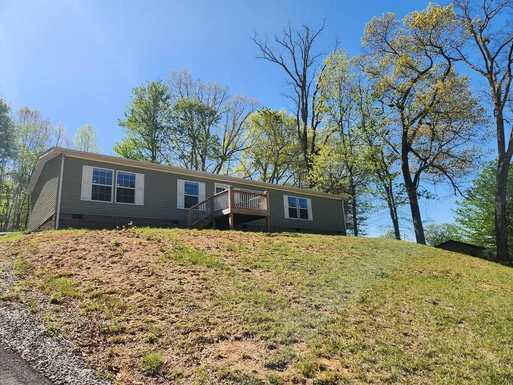 8460 Reedy Creek Rd, Bristol, VA 24202 - #1