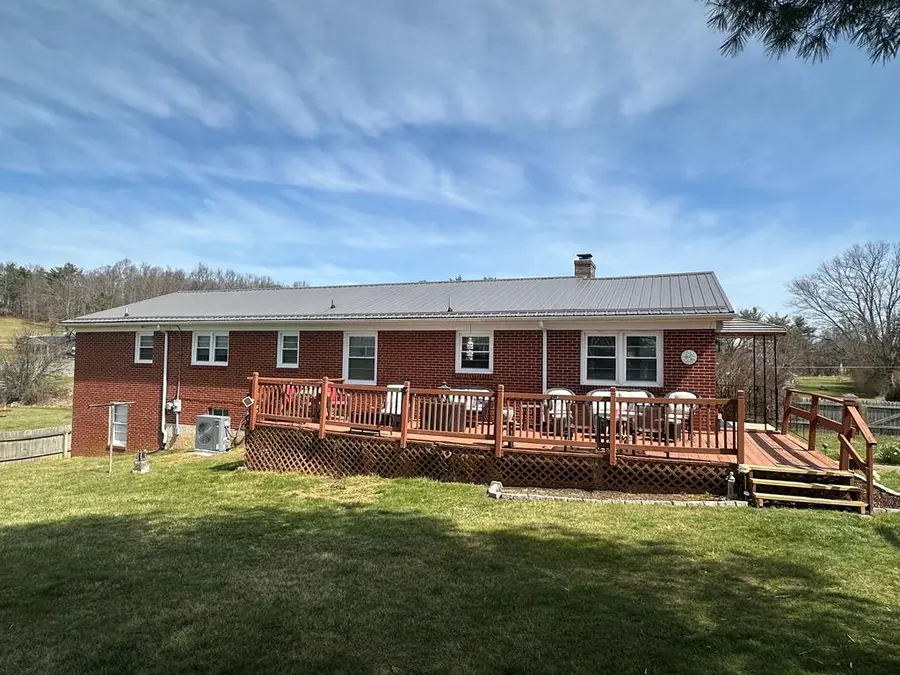 3022 Skyline Hwy, Galax, VA 24333 - #2
