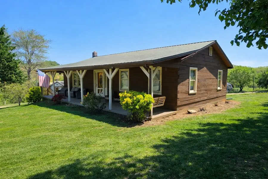 930 Fish Lake Rd, Cana, VA 24317 - #2