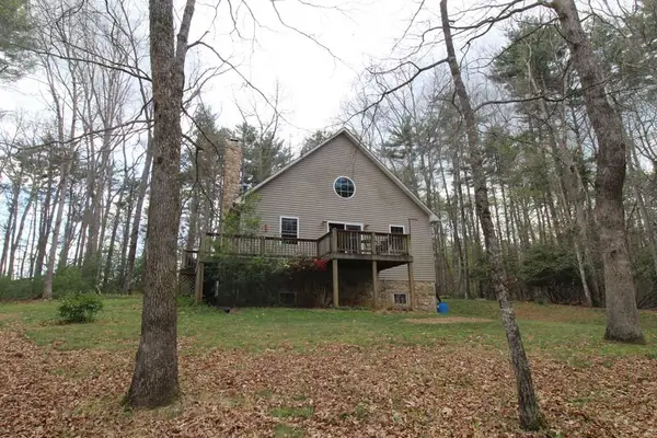 200 Laurel Ridge Ln, Woodlawn, VA 24381