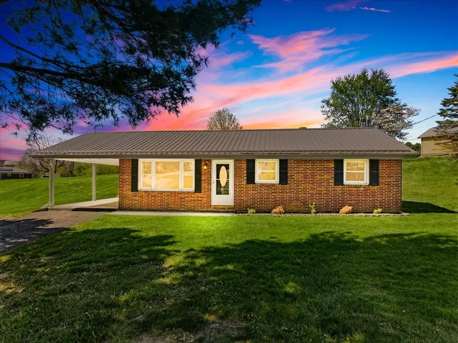 311 Chinquapin Avenue, Rural Retreat, VA 24368 - #2