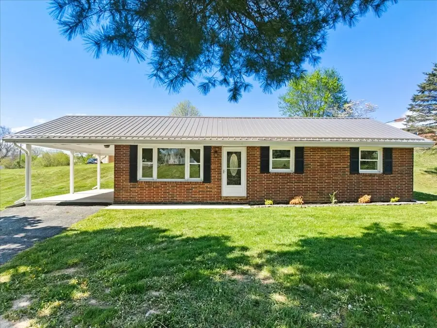 311 Chinquapin Avenue, Rural Retreat, VA 24368 - #3