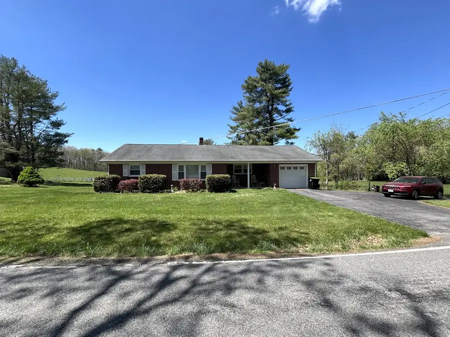 1318 Coon Ridge Road, Hillsville, VA 24343 - #2