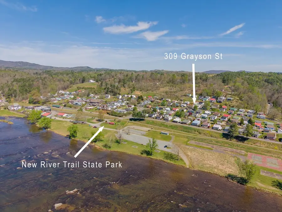 309 Grayson St, Fries, VA 24330 - #2