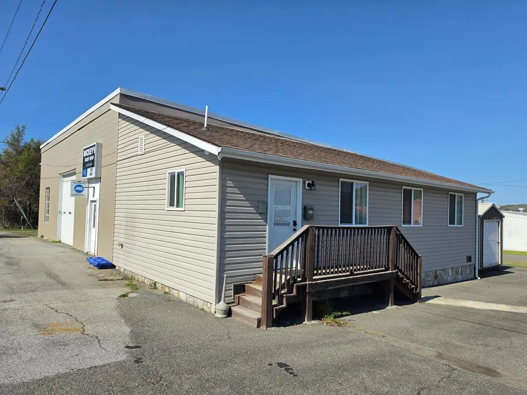 310 W Oldtown St, Galax, VA 24333 - #1