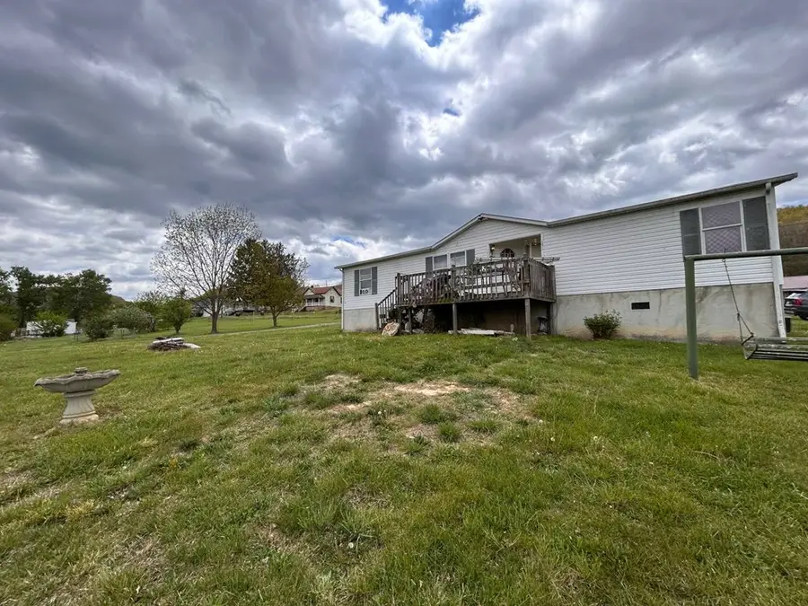 151 Tower Street, Pulaski, VA 24301 - #3