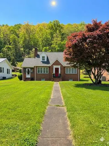 1096 Mimosa Street, Grundy, VA 24614 - #1