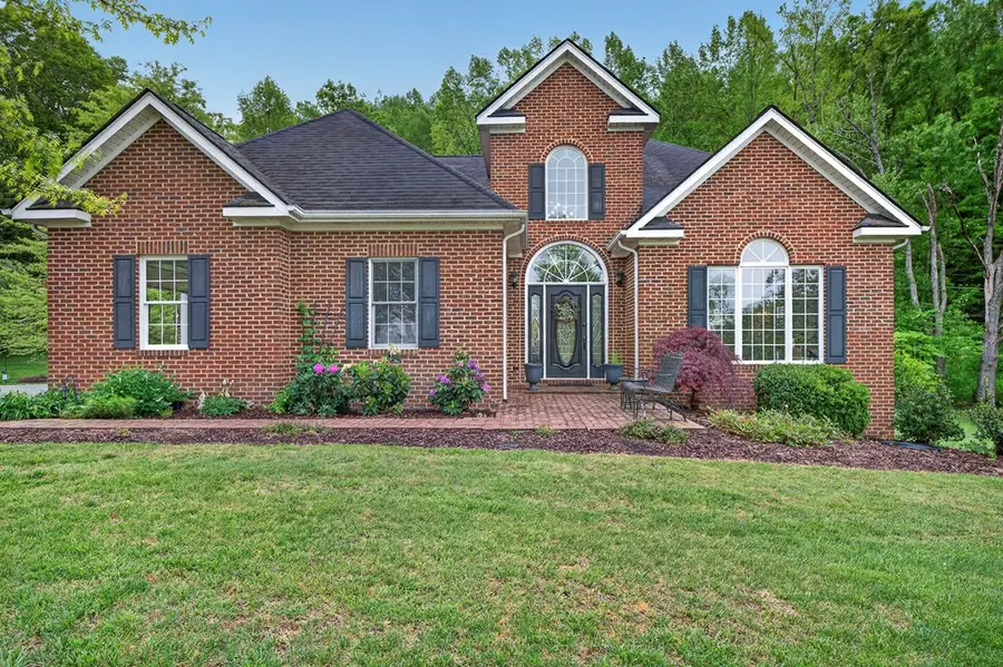 156 Brooke Street, Chilhowie, VA 24319 - #3