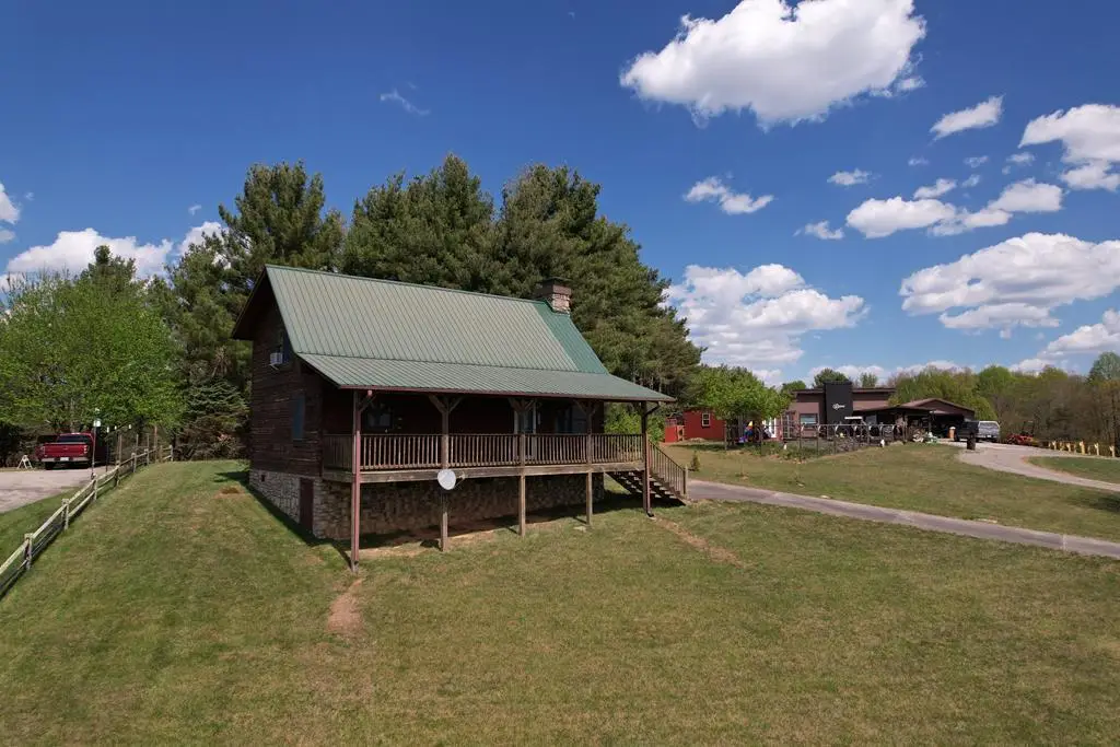105 Overlook Trail, Fancy Gap, VA 24328 - #1