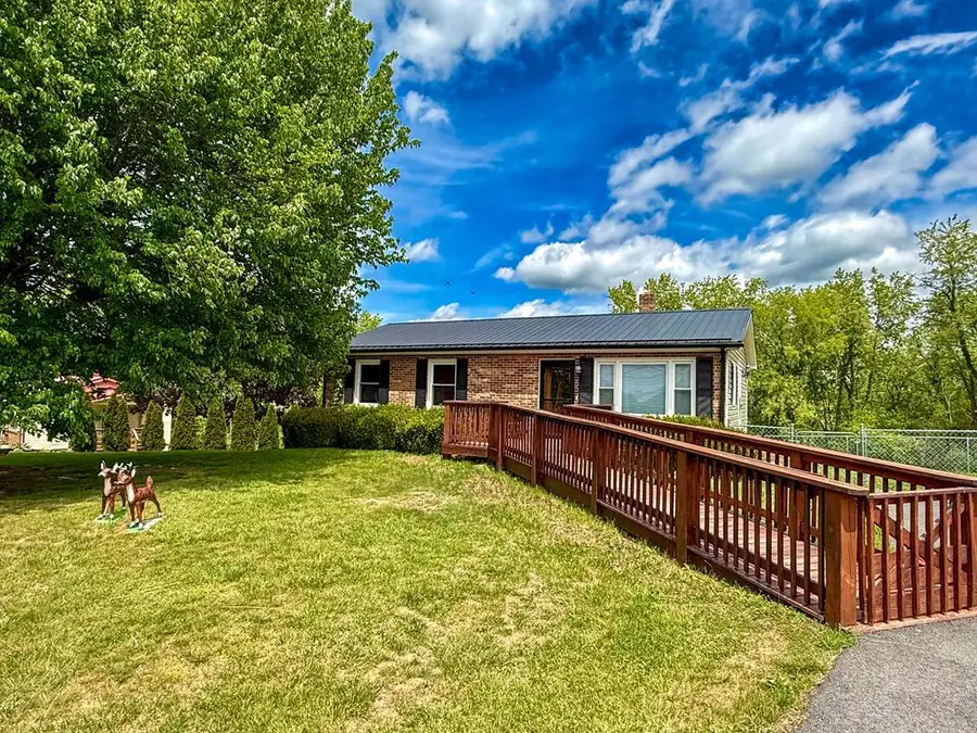 228 Carterville Heights Road, Wytheville, VA 24382 - #2