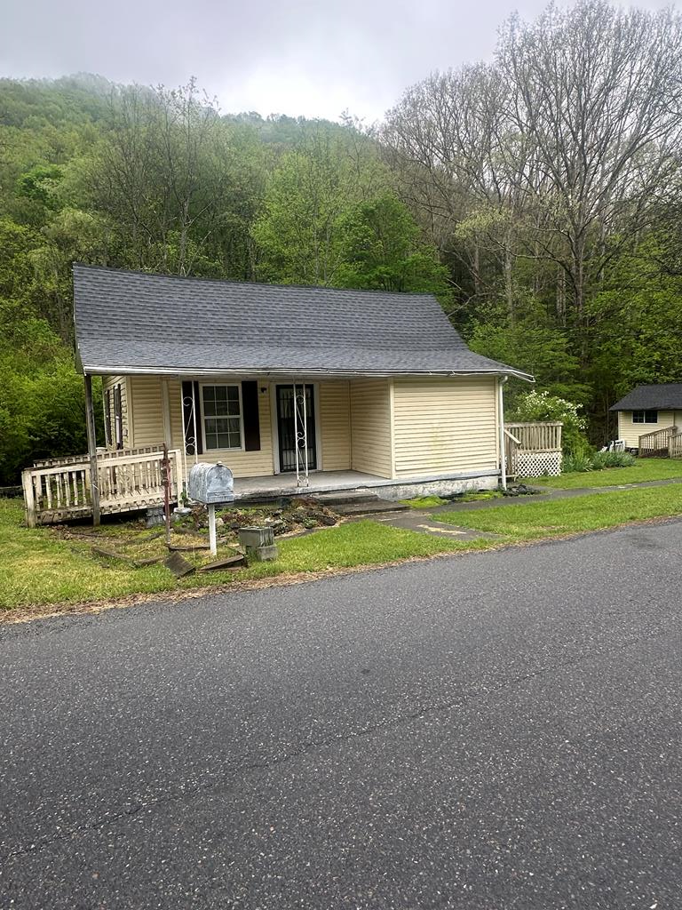 861 Allison Gap Rd, Saltville, VA 24370 - #1
