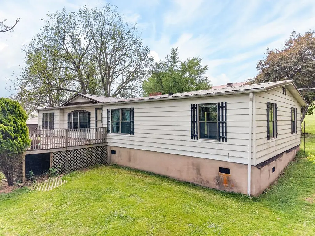 6135 Parrott Mountain Road, Parrott, VA 24132 - #1
