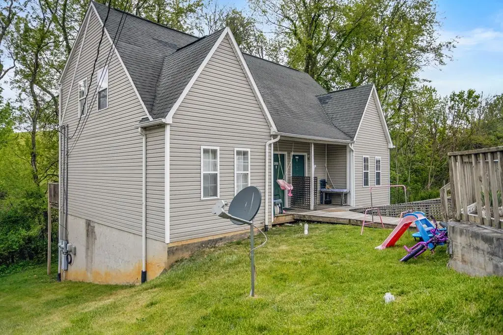 855 Meadowbrook Dr, Chilhowie, VA 24319 - #1